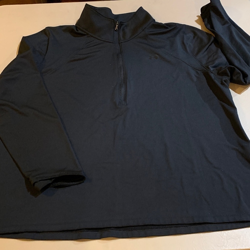 Under Armour Men's Black Quarter-Zip Jacket​​​​